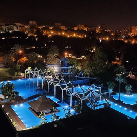 Benalbeach. Espectacular Terraza, Vistas Al Mar. Benalmadena Bagian luar foto