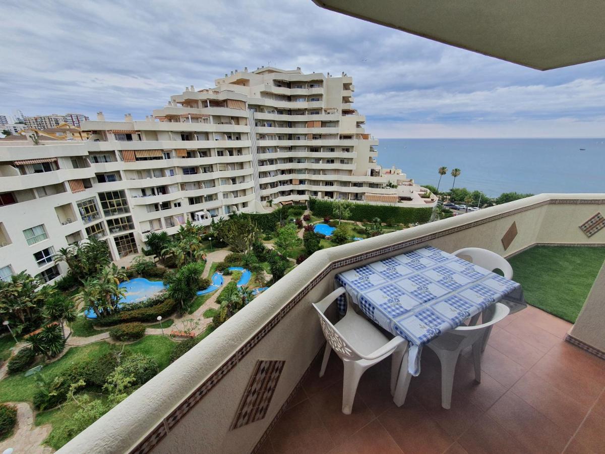 Benalbeach. Espectacular Terraza, Vistas Al Mar. Benalmadena Bagian luar foto